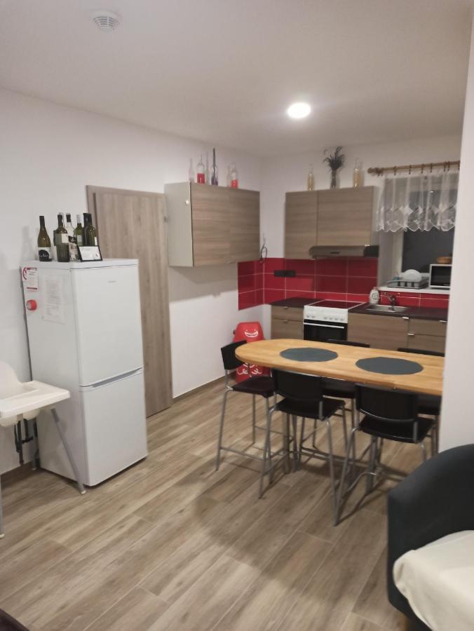 Ubytovani Nemcicky Buitenkant foto