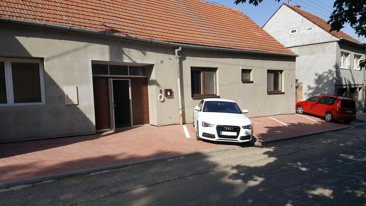 Ubytovani Nemcicky Buitenkant foto